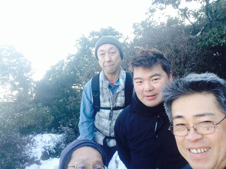 早朝からの岐阜の金華山。⛄❄雪山の銀世界でした。登っていくうちに体も暖かく💓なっていき、とてもいい運動になりました。