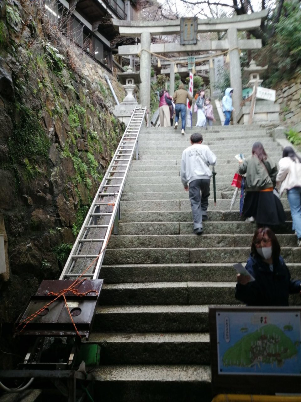 竹生島の石段